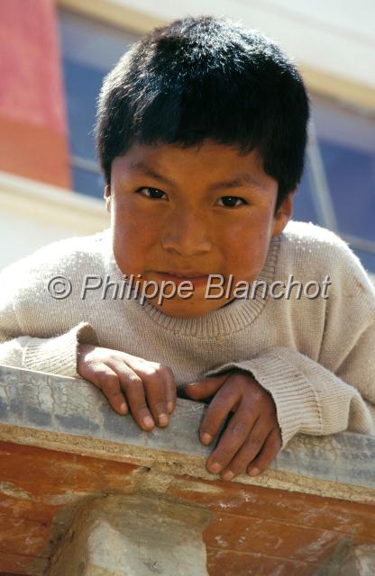 bolivie  05.JPG - Portrait d'enfantCopacabanaBolivie